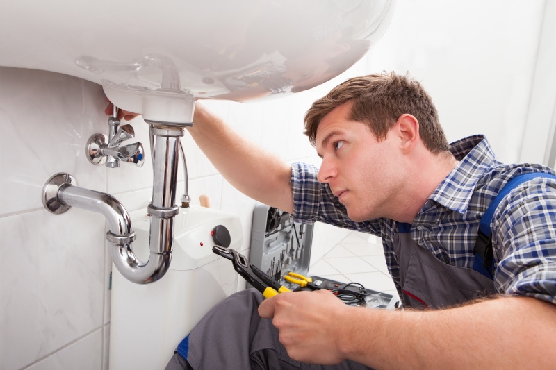 24/7 emergency plumber in Dalston